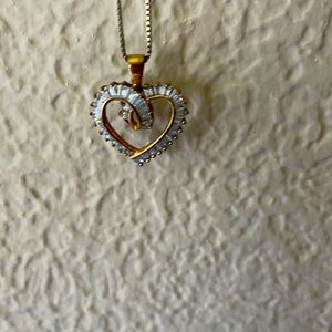 Heart lace zirconium diamonds clearing out